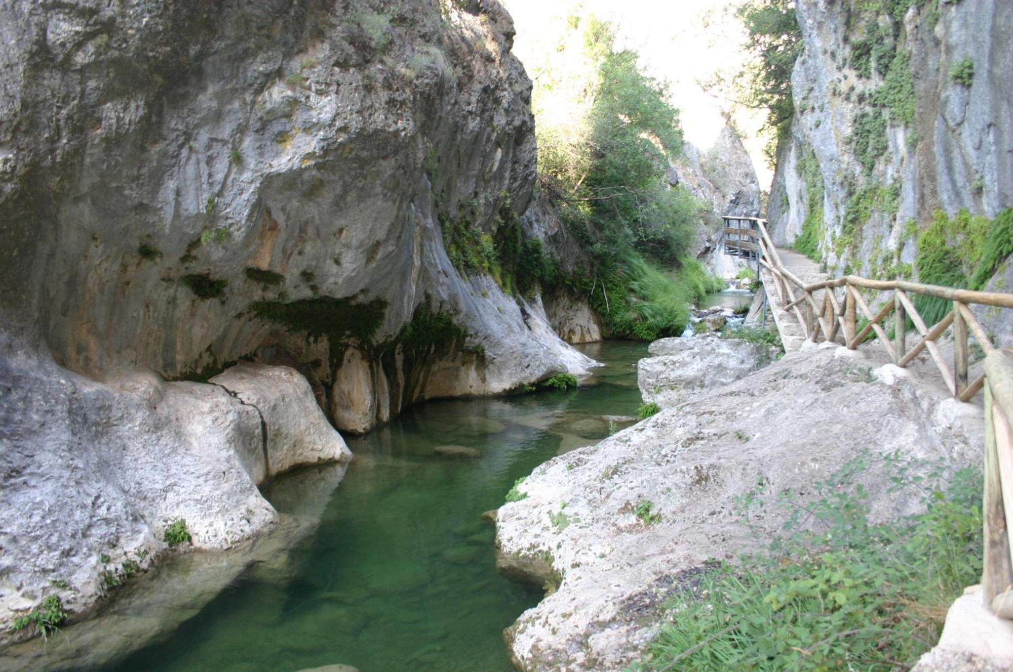 El Tranco Casa Rural Los Parrales מראה חיצוני תמונה